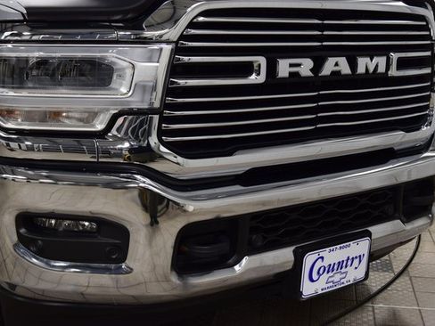 Used 2024 RAM 3500 Laramie image 13