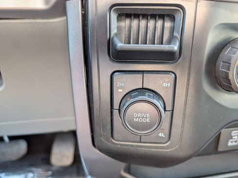 Used 2023 Ford F150 XLT AWD/4WD image 29