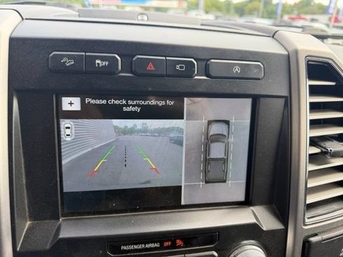 Used 2018 Ford F150 Platinum w/ Equipment Group 701A Luxury AWD/4WD image 10