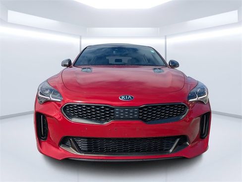 Used 2018 Kia Stinger GT2 image 8