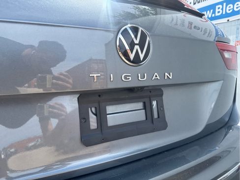 Used 2024 Volkswagen Tiguan S image 17