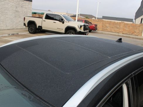 Used 2019 Nissan Murano Platinum image 4