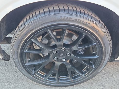 Used 2019 Dodge Challenger R/T Scat Pack w/ Shaker Package image 5