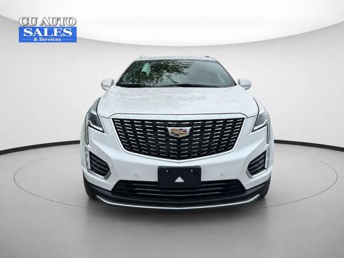 Used 2021 Cadillac XT5 Premium Luxury AWD/4WD image 2