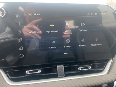 New 2026 Chevrolet Equinox LT w/ Convenience Package II FWD image 22
