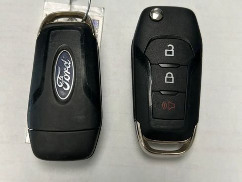 Used 2019 Ford F250 XLT w/ XLT Premium Package image 34