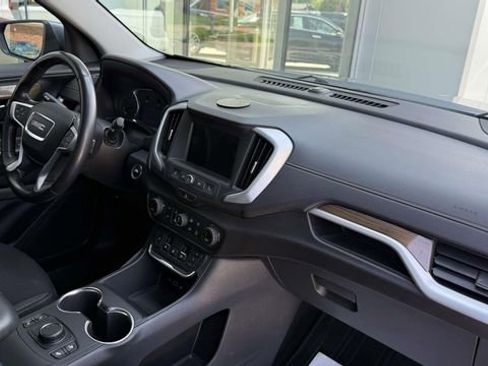 Used 2019 GMC Terrain SLE w/ Driver Convenience Package FWD image 20