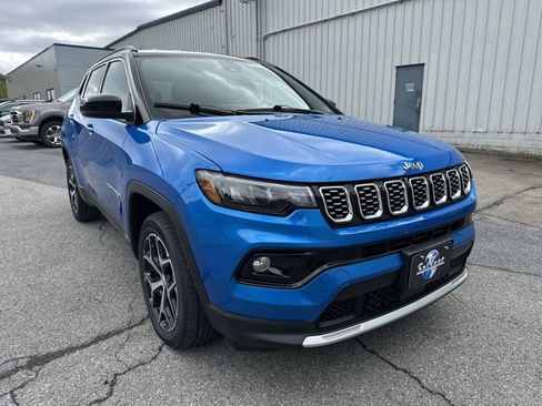 Used 2024 Jeep Compass Limited AWD/4WD image 11