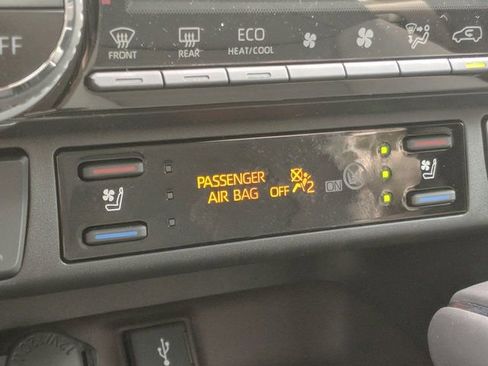 Used 2020 Toyota RAV4 Limited w/ Limited Grade Weather Package AWD/4WD image 24