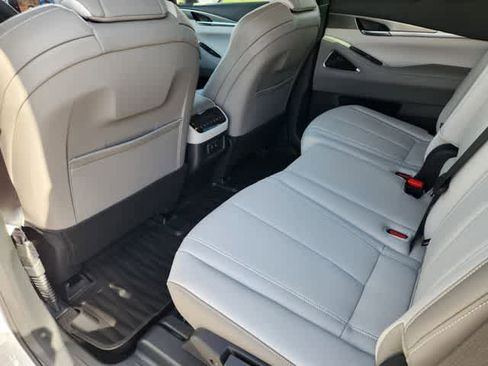 New 2026 INFINITI QX60 Luxe FWD image 11