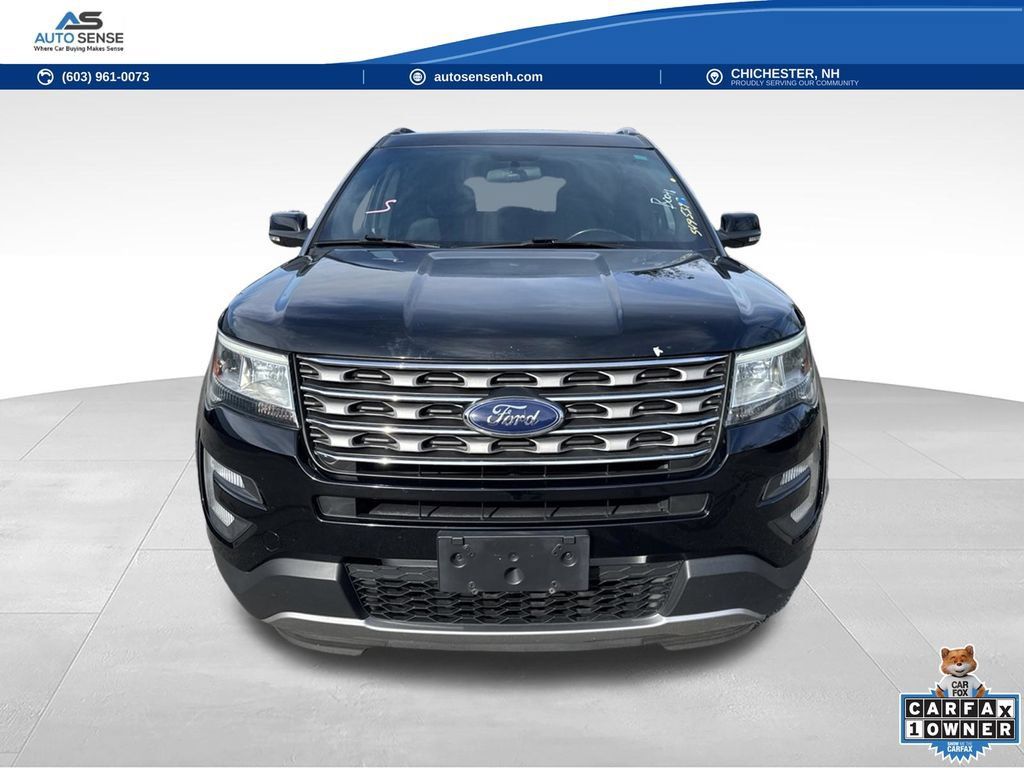 Used 2017 Ford Explorer XLT AWD/4WD image 9