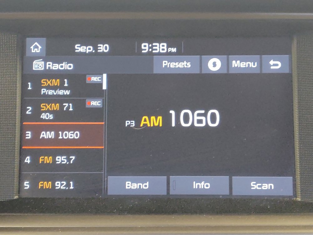 Used 2018 Kia Optima LX FWD image 25
