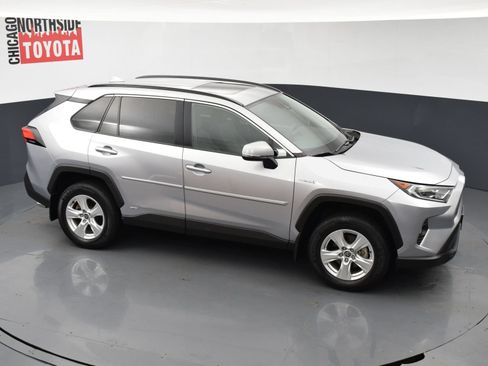 Used 2021 Toyota RAV4 XLE w/ Convenience Package AWD/4WD image 23