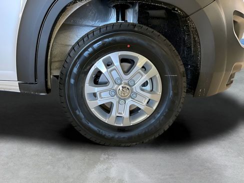 New 2025 RAM ProMaster 1500 w/ Quick Order Package 22G SLT image 14