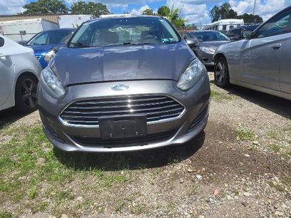 Used 2014 Ford Fiesta SE
