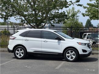 Used 2016 Ford Edge SE image 1