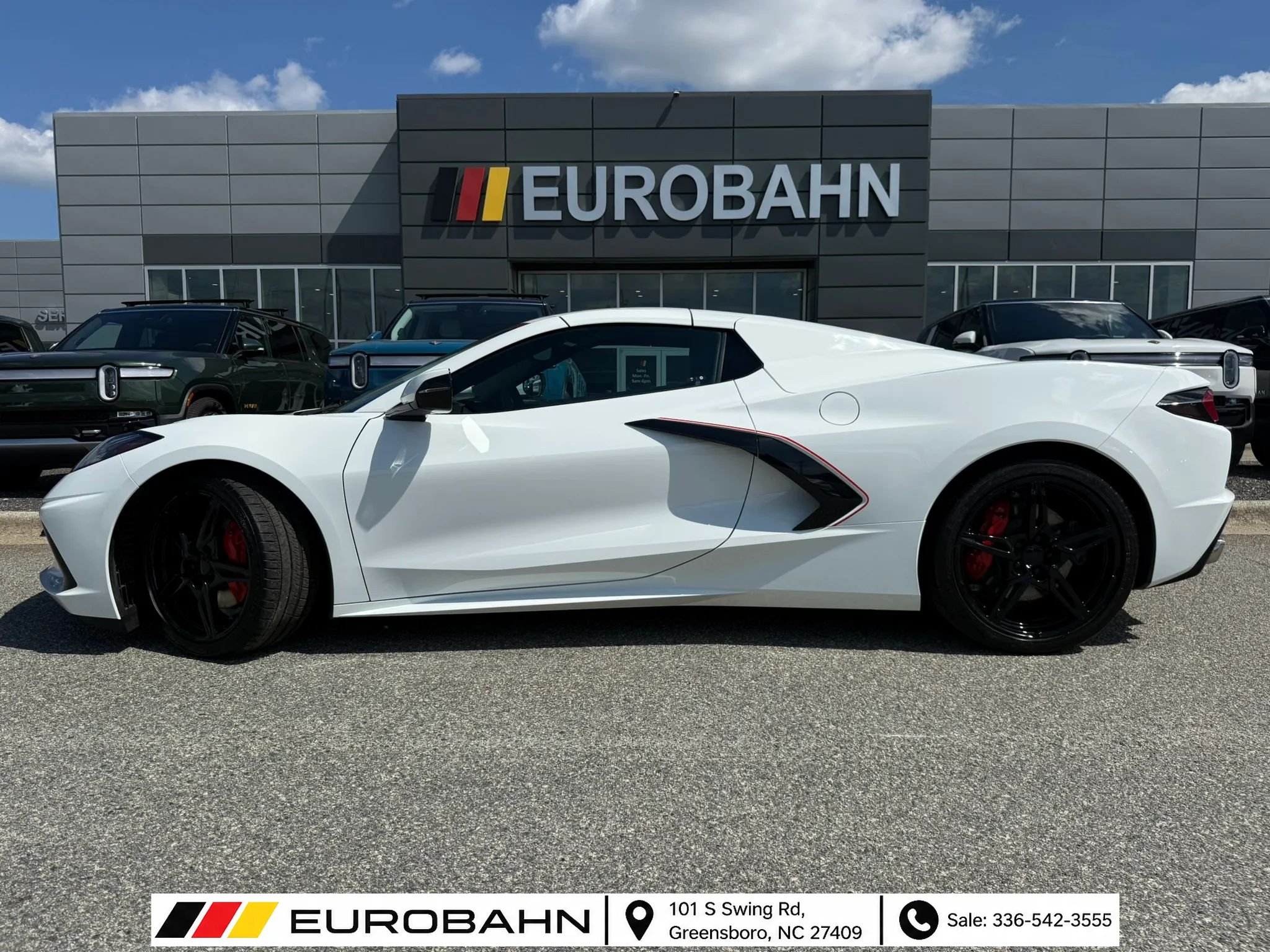 Used 2024 Chevrolet Corvette Stingray Premium Conv w/ 3LT RWD image 2
