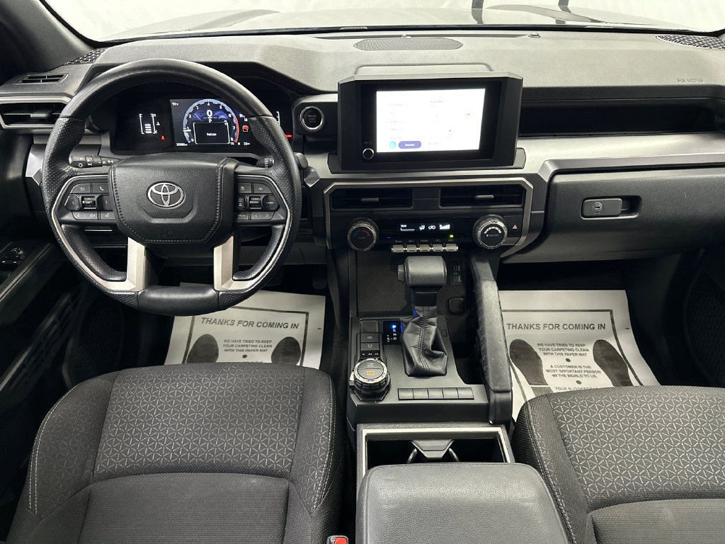 Used 2025 Toyota 4Runner SR5 AWD/4WD image 21