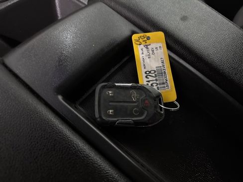 Used 2019 Chevrolet Silverado 1500 LT w/ All-Star Edition image 42