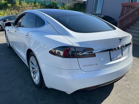 Used 2017 Tesla Model S 100D AWD/4WD image 90