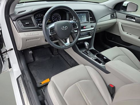 Used 2018 Hyundai Sonata Limited w/ Cargo Package image 20