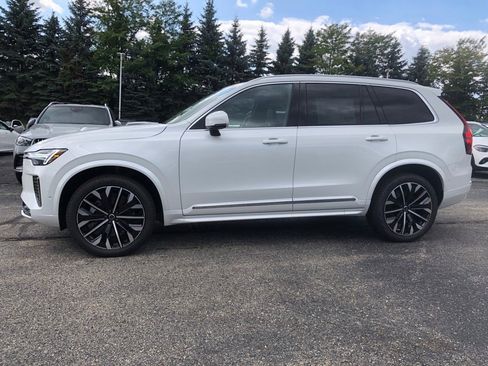 New 2026 Volvo XC90 B5 Ultra w/ Protection Package Premier image 7