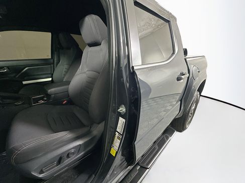 Used 2024 Toyota Tacoma TRD Sport w/ TRD Sport Upgrade Package RWD image 12