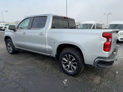 Used 2022 Chevrolet Silverado 1500 LT AWD/4WD image 6
