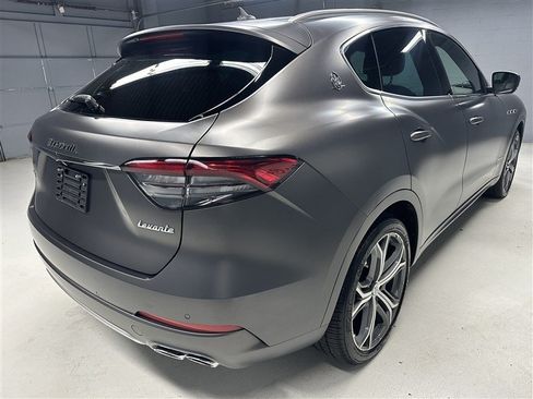 Used 2021 Maserati Levante S GranLusso AWD/4WD image 6