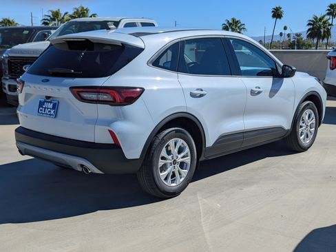 New 2026 Ford Escape Active image 2
