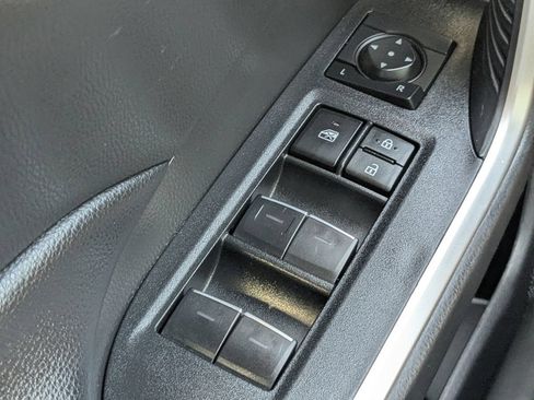 Used 2024 Toyota RAV4 XLE AWD/4WD image 25