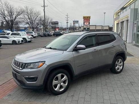 Used 2018 Jeep Compass Latitude w/ Popular Equipment Group image 18