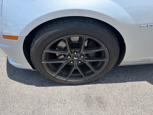 Used 2013 Chevrolet Camaro SS w/ RS Package RWD image 2