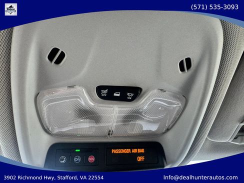 Used 2023 Chevrolet Bolt EUV LT FWD image 24