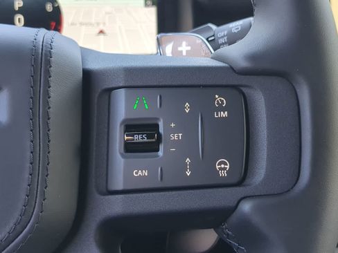 New 2026 Land Rover Defender 110 OCTA image 27