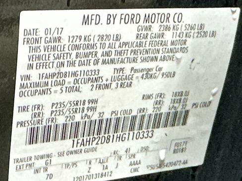 Used 2017 Ford Taurus SE FWD image 29