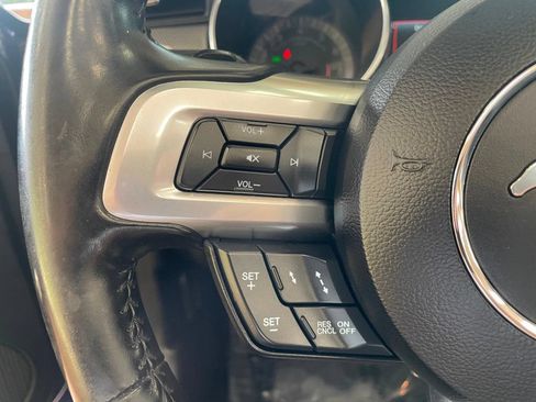 Used 2019 Ford Mustang Convertible w/ Equipment Group 101A RWD image 28
