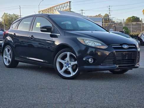 Used 2012 Ford Focus Titanium FWD image 4