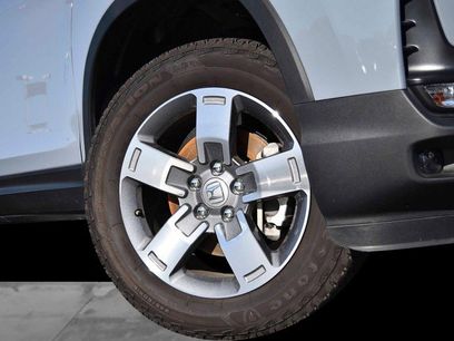 New 2025 Honda Ridgeline RTL