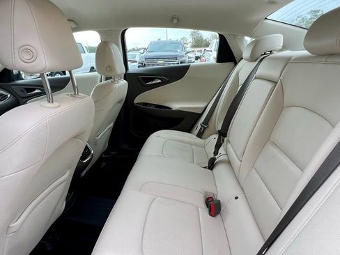 Used 2024 Chevrolet Malibu LT image 19
