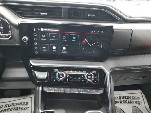 Used 2025 GMC Sierra 1500 Denali AWD/4WD image 21
