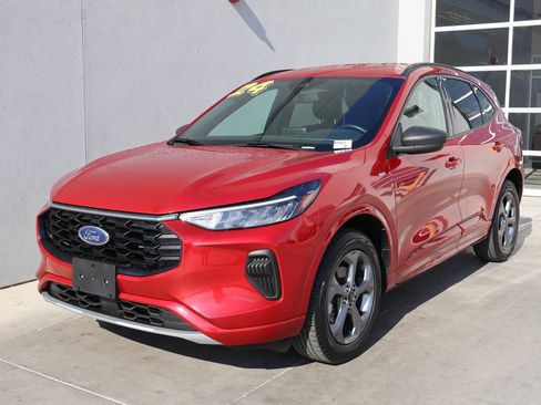 Used 2024 Ford Escape ST-Line AWD/4WD image 1