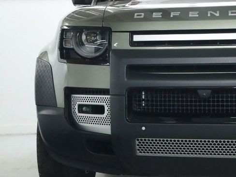 Certified 2023 Land Rover Defender 90 S AWD/4WD image 40