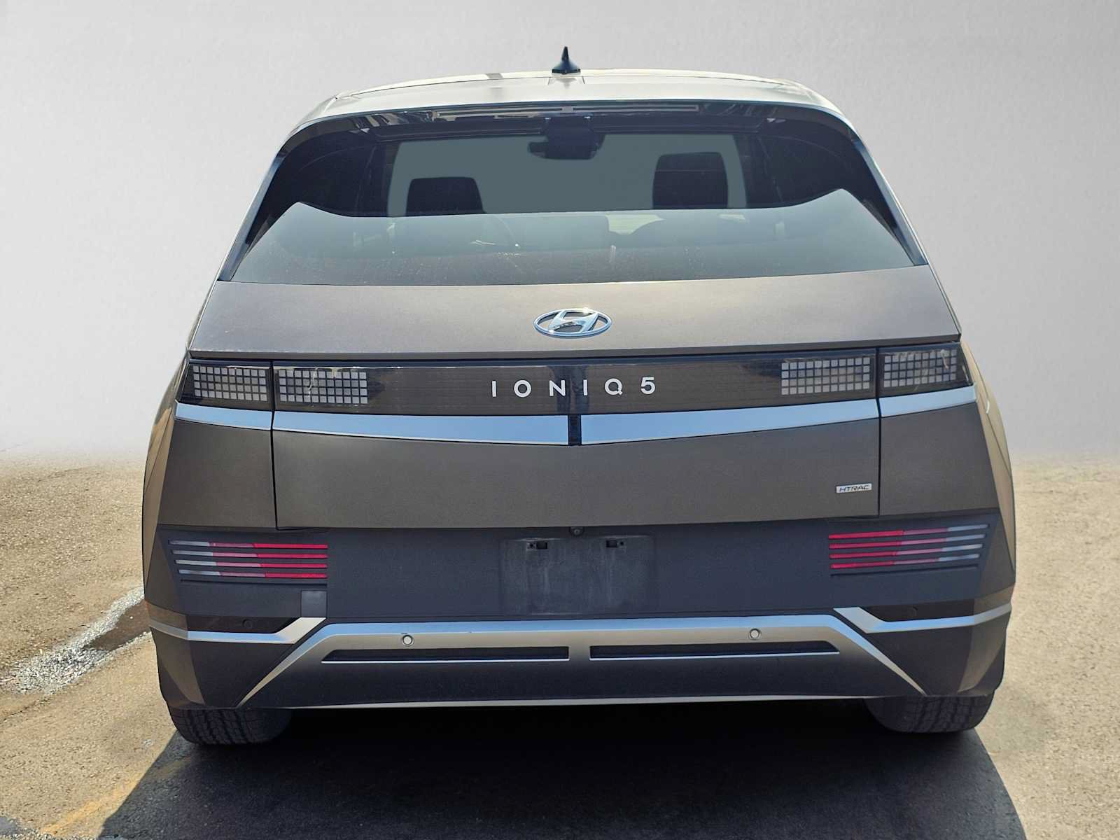 Used 2023 Hyundai Ioniq 5 SEL AWD/4WD image 4