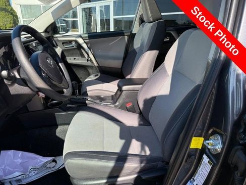 Used 2015 Toyota RAV4 XLE AWD/4WD image 16