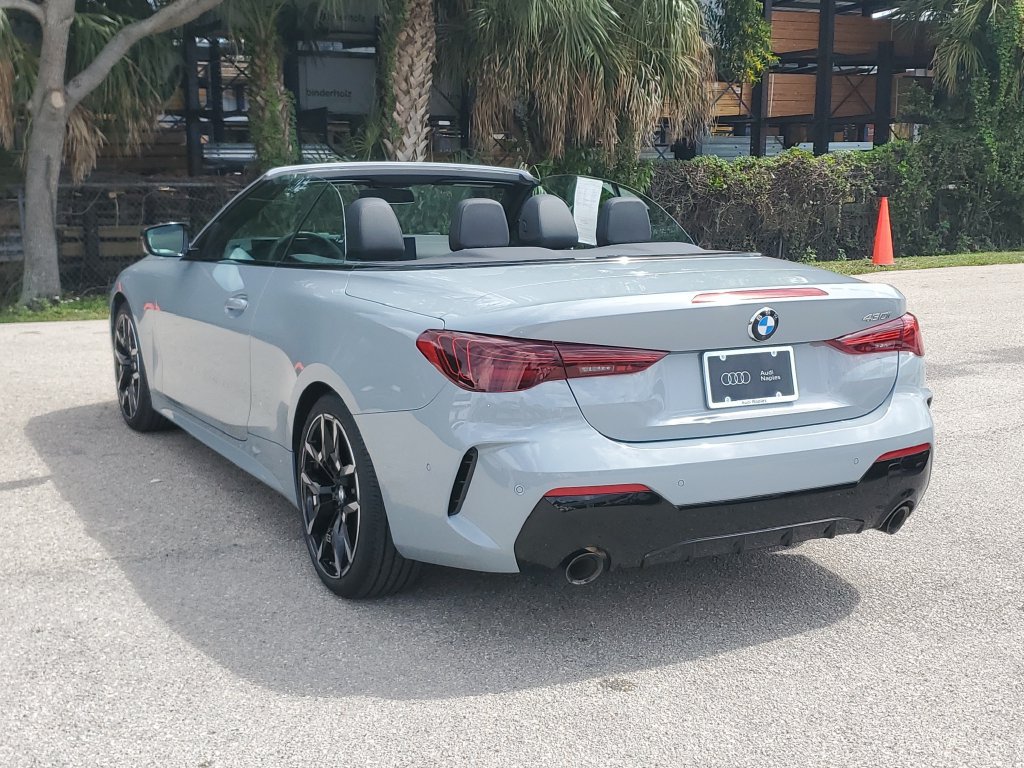 Used 2026 BMW 430i Convertible w/ M Sport Package RWD image 7