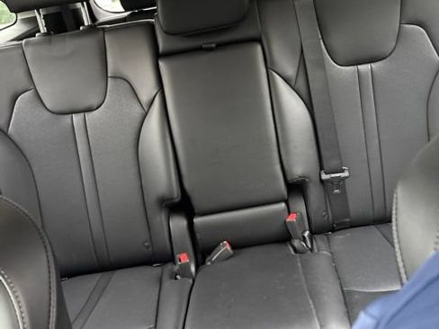 Used 2023 Kia Sorento S w/ Panoramic Sunroof Package AWD/4WD image 21