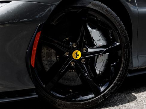Used 2024 Ferrari SF90 Spider AWD/4WD image 45