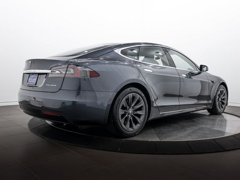 Used 2020 Tesla Model S Long Range Plus AWD/4WD image 4
