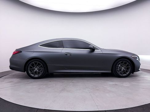 Used 2024 Mercedes-Benz CLE 300 CLE 300 image 42